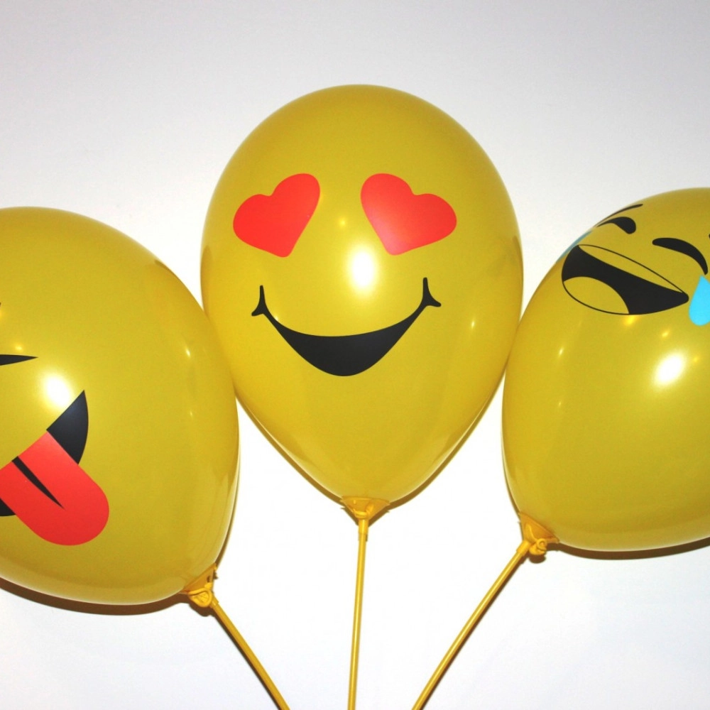 КИТАЙ 12" пастель жовтий з мал. "Посмішка Весела" (100шт/уп)