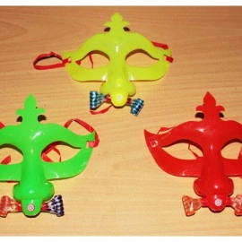 Маска карнавальна з пластику